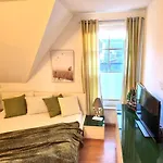 Urlaubsglueck アパート ツィングシュト